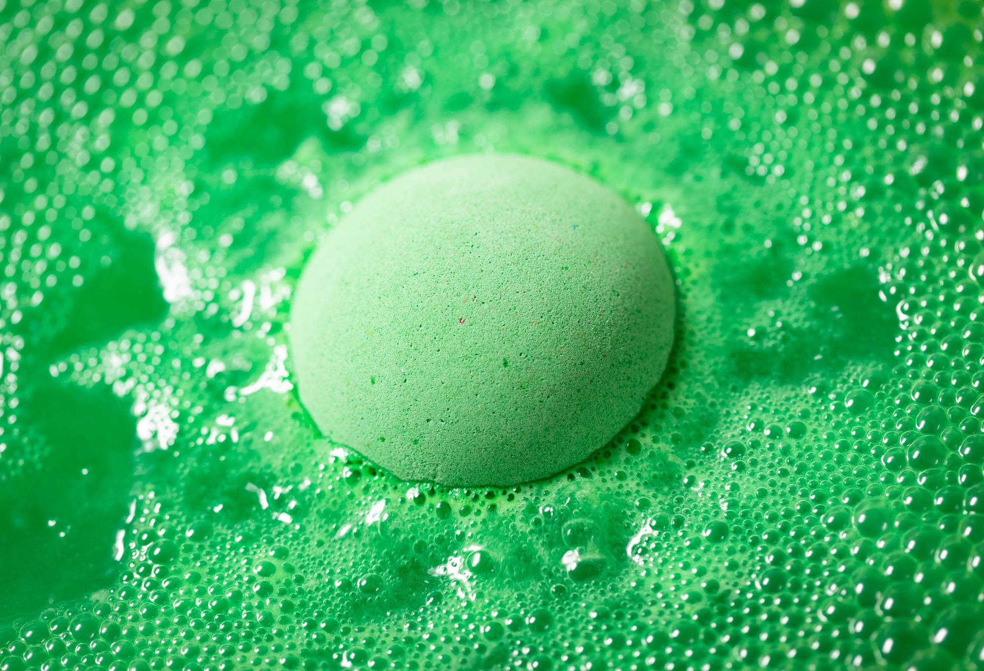 685947AE-F688-590E-39E9-80A5A9B096A0